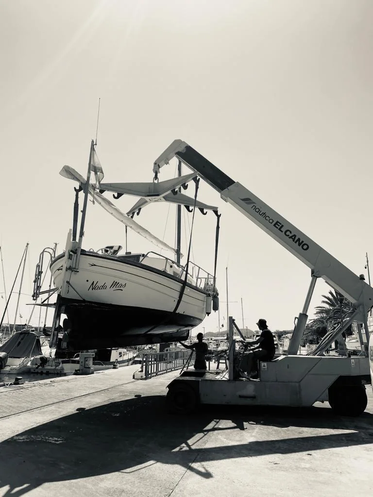 Professional haul-out and maintenance